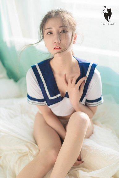 他是全场唯一客队球迷:幸亏赢球了 不然哭脸传全国“芒果体育”(图2) Mango Sports